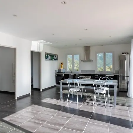 Διαμέρισμα Matteo Laricio Peri